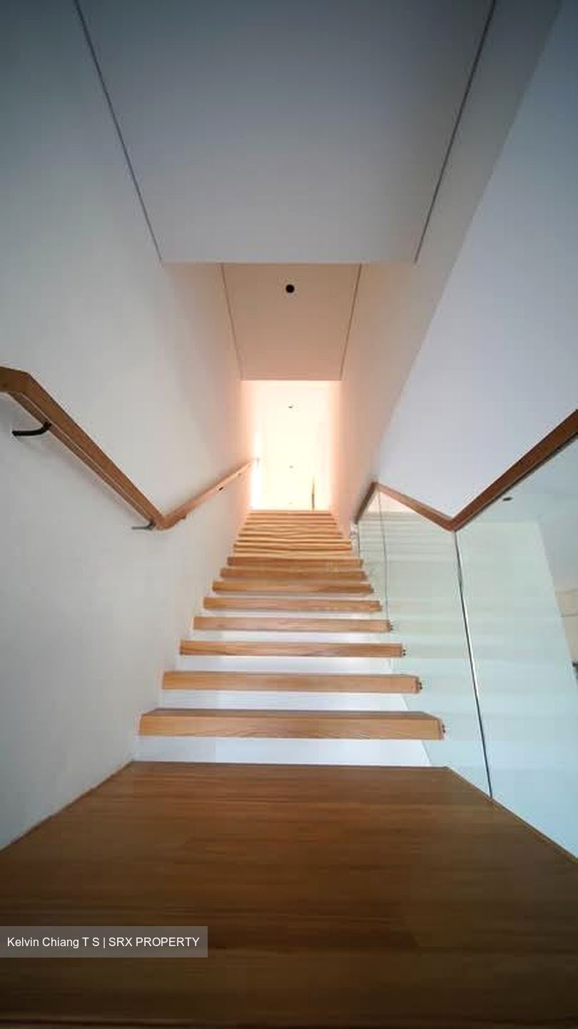 Hillview Rise (D23), Terrace #556936201
